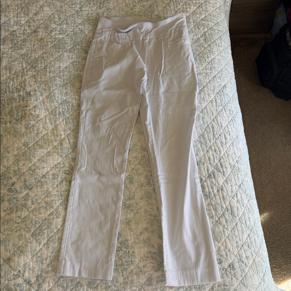 Briggs New York White Skinny Pants